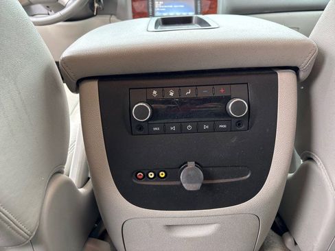 Used 2013 Chevrolet Tahoe LT image 14