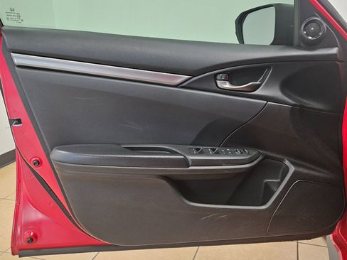 Used 2020 Honda Civic Sport image 7