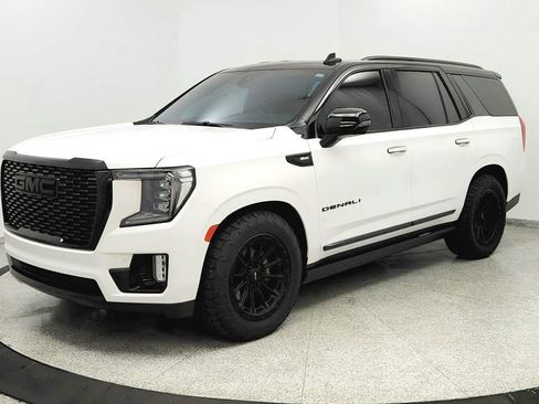 Used 2021 GMC Yukon Denali w/ Denali Ultimate Package image 9