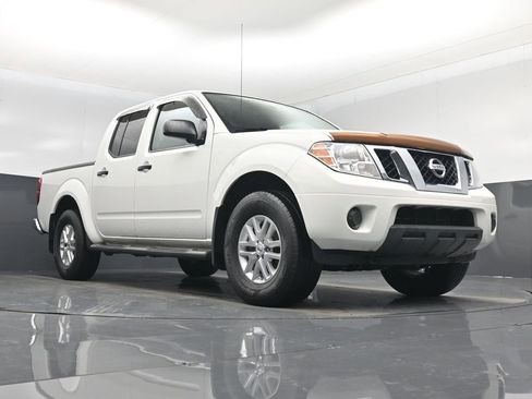 Used 2019 Nissan Frontier SV image 32