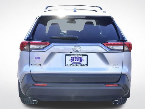 New 2025 Toyota RAV4 XLE image 5