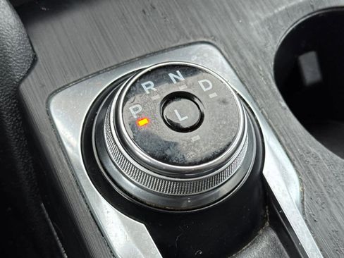 Used 2021 Ford Escape S image 22