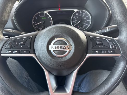 Used 2023 Nissan Sentra SV image 27