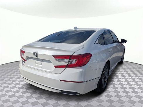 Used 2018 Honda Accord EX-L image 3