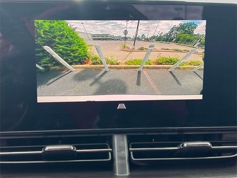 Used 2024 Chevrolet Trax LT w/ Driver Confidence Package image 34