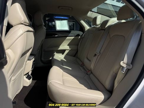 Used 2020 Lincoln MKZ w/ Convenience Package FWD image 27