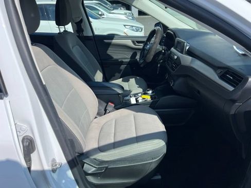 Used 2022 Ford Escape S FWD image 6