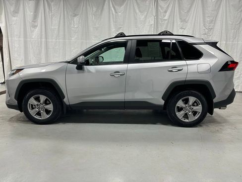Used 2025 Toyota RAV4 XLE image 4