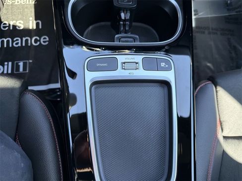Certified 2025 Mercedes-Benz CLA 250 4MATIC image 17