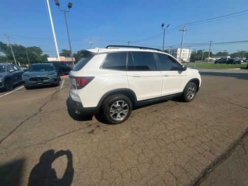 Used 2023 Honda Passport TrailSport image 15