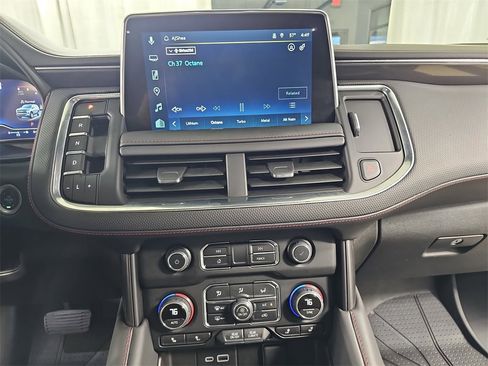 Certified 2024 Chevrolet Suburban RST w/ Luxury Package image 31