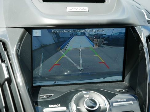 Used 2016 Ford Escape Titanium FWD image 28