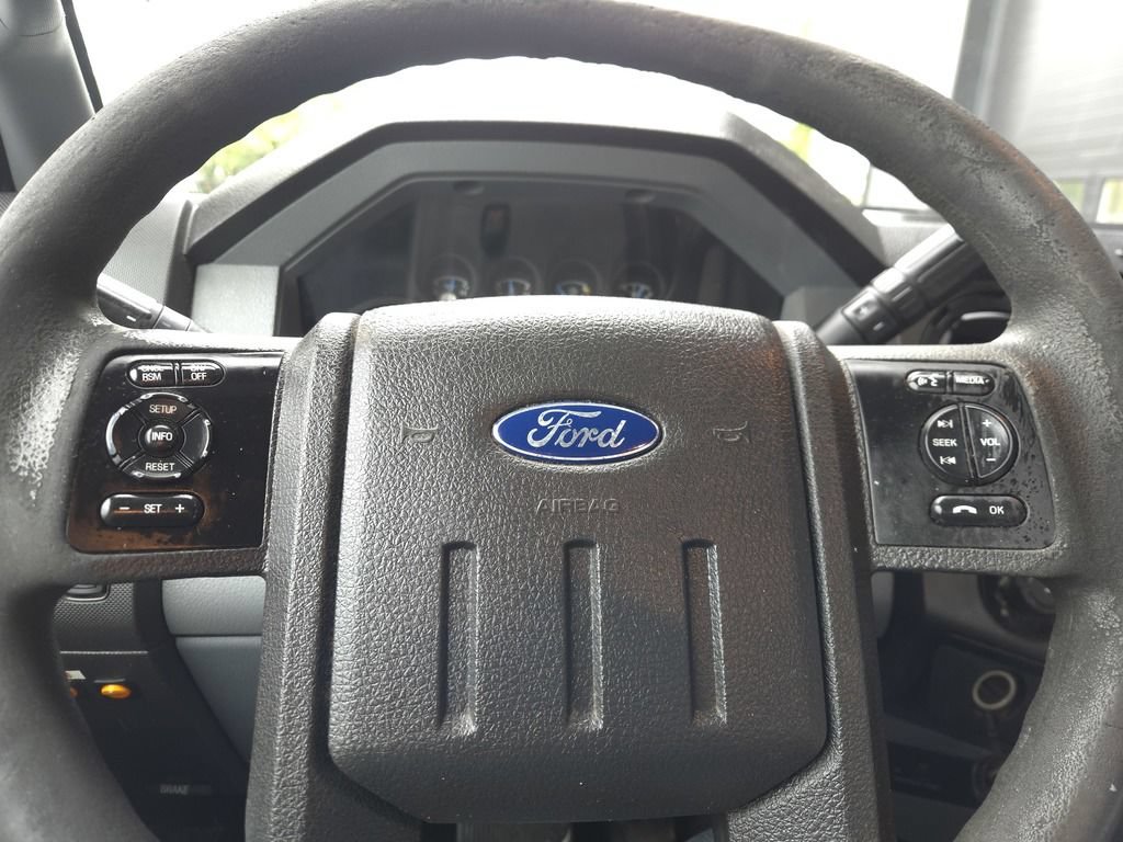 Used 2015 Ford F250 XL w/ Power Equipment Group RWD image 20