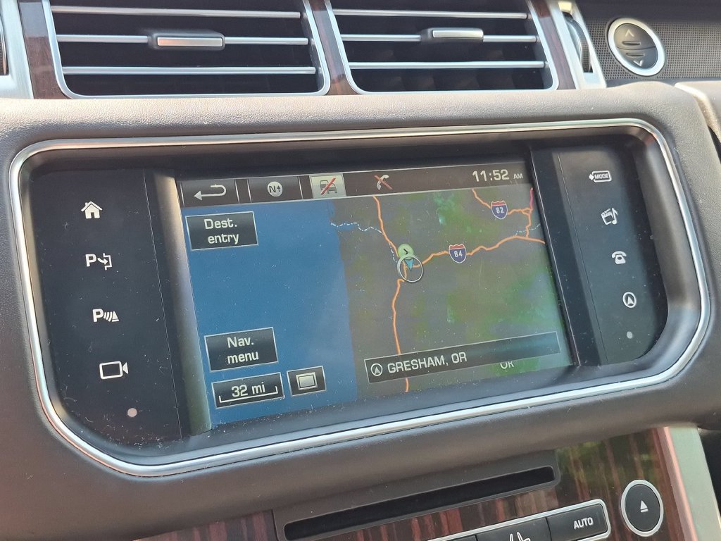 Used 2016 Land Rover Range Rover HSE AWD/4WD image 23