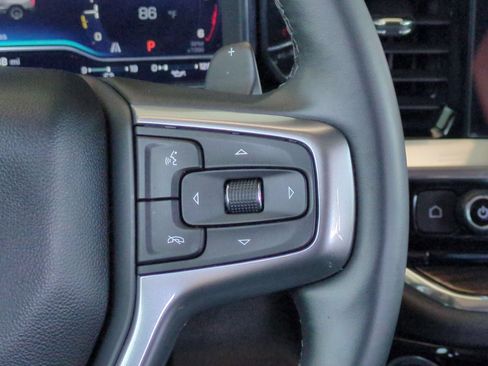 Used 2025 Chevrolet Silverado 1500 RST w/ Convenience Package II RWD image 14