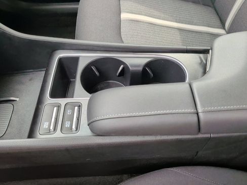 Used 2025 Hyundai Sonata SEL FWD image 28