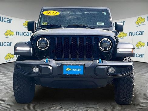 Used 2023 Jeep Wrangler Unlimited w/ Sun & Screen Package AWD/4WD image 2