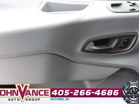 Used 2019 Ford Transit 250 148 Medium Roof RWD image 27