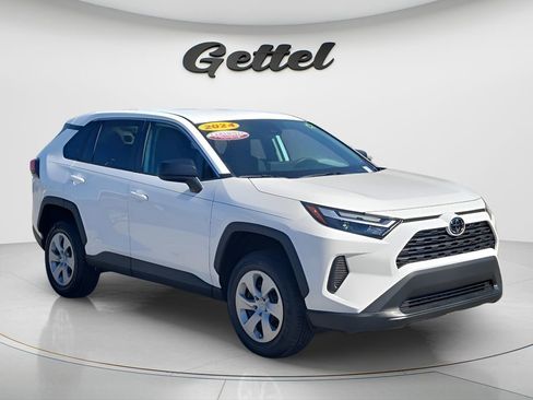 Used 2024 Toyota RAV4 LE image 3