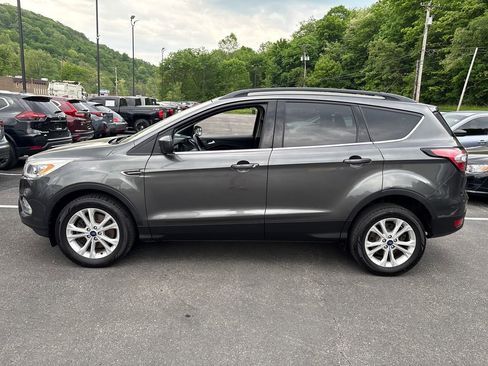 Used 2018 Ford Escape SEL AWD/4WD image 2