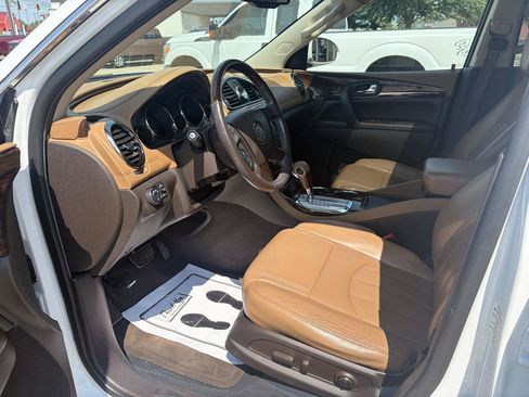 Used 2016 Buick Enclave Leather AWD/4WD image 7