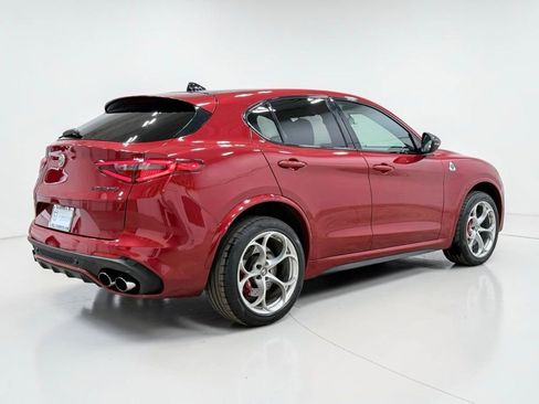 Used 2021 Alfa Romeo Stelvio Quadrifoglio AWD/4WD image 18