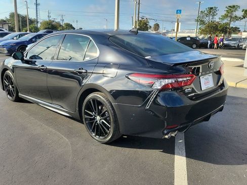 Used 2021 Toyota Camry XSE image 4