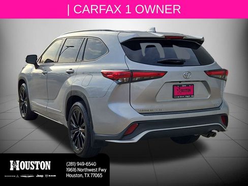 Used 2023 Toyota Highlander XSE image 5