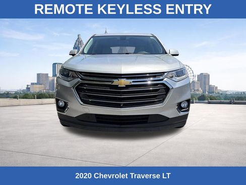 Used 2020 Chevrolet Traverse LT w/ LT Premium Package FWD image 8