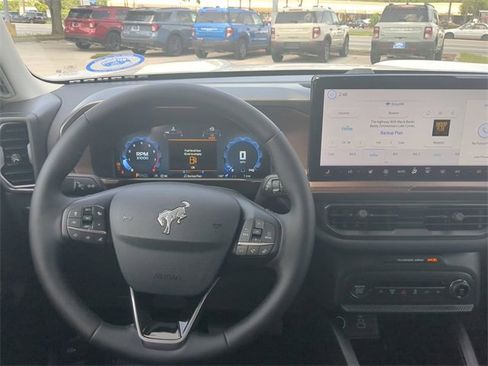 New 2025 Ford Bronco Sport Outer Banks image 5