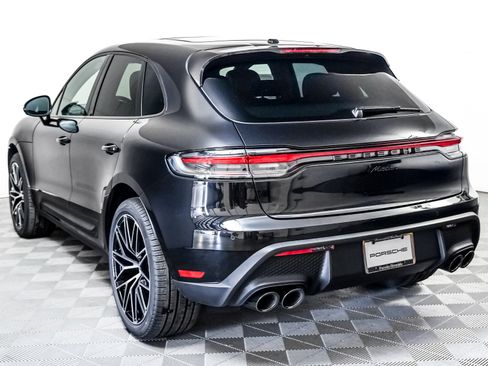 New 2026 Porsche Macan image 3