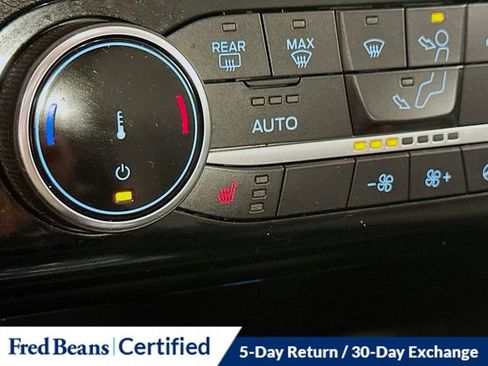 Used 2022 Ford Escape SE w/ Convenience Package AWD/4WD image 19