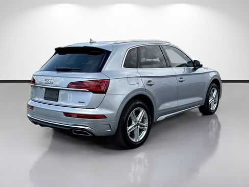 Used 2025 Audi Q5 e Premium AWD/4WD image 3