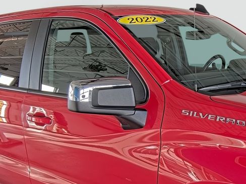 Used 2022 Chevrolet Silverado 1500 LT image 15