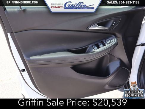 Certified 2023 Buick Encore GX Preferred w/ Cold Weather Comfort Package FWD image 16