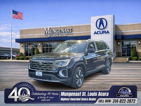 Used 2024 Volkswagen Atlas SEL AWD/4WD image 1