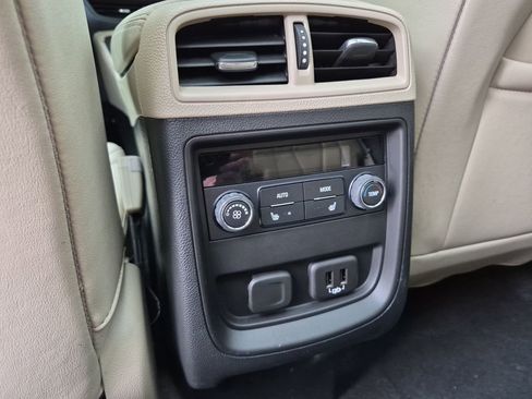 Used 2020 Buick Envision Essence w/ Experience Buick Package image 25