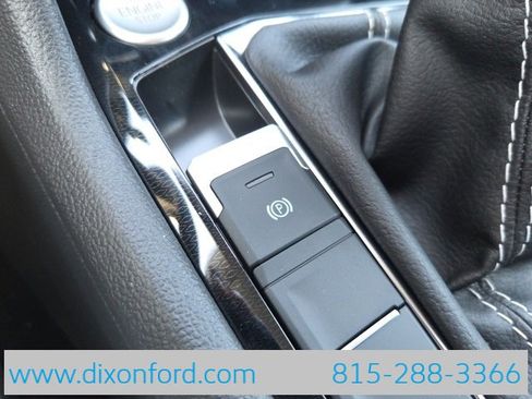 New 2025 Volkswagen Taos S image 26