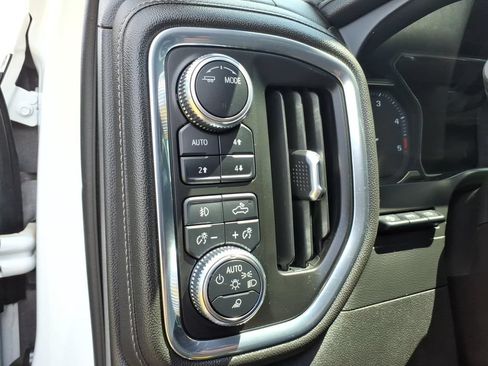 Used 2021 GMC Sierra 2500 Denali w/ Denali Ultimate Package AWD/4WD image 25