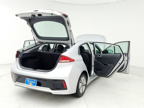 Used 2018 Hyundai Ioniq Blue image 12