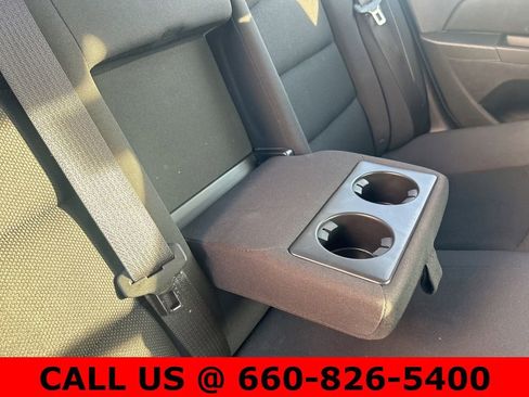 Used 2015 Chevrolet Cruze LT image 12