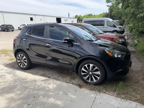 Used 2017 Buick Encore Preferred FWD image 2