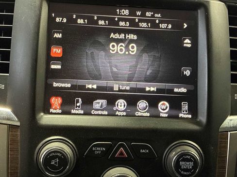 Used 2014 RAM 1500 Laramie w/ Convenience Group image 12