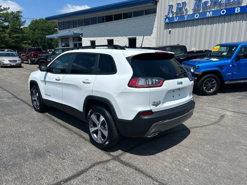 Used 2022 Jeep Cherokee Limited image 5