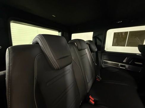 Used 2025 Mercedes-Benz G 550 image 27