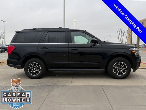 Used 2024 Ford Expedition XLT image 21