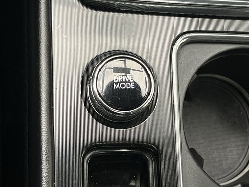 Used 2021 Lincoln Corsair Reserve w/ Equipment Group 201A image 18