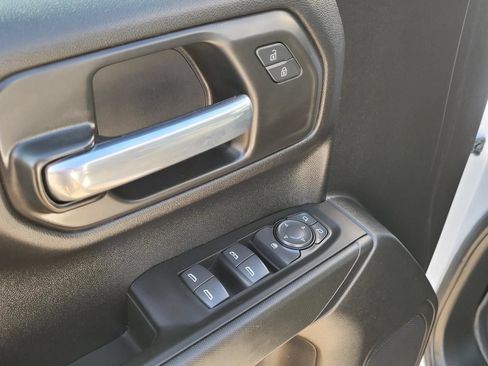 Used 2025 Chevrolet Silverado 1500 Custom w/ Rally Edition RWD image 19