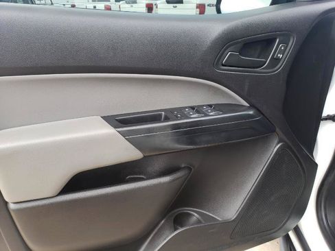 Used 2019 Chevrolet Colorado W/T RWD image 19