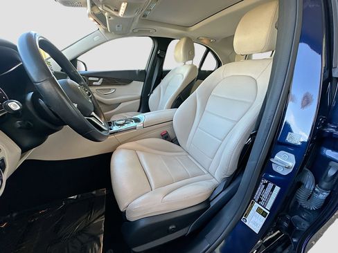 Used 2019 Mercedes-Benz C 300 Sedan image 20